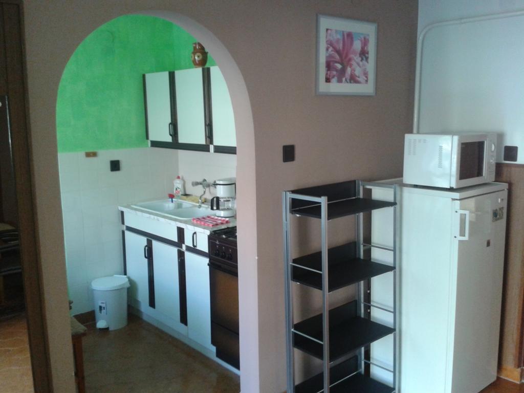Petra Vendeghaz Apartment Buk Bilik gambar