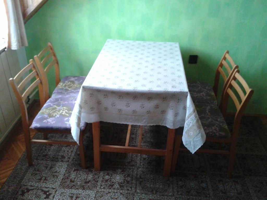 Petra Vendeghaz Apartment Buk Luaran gambar