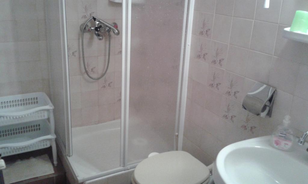 Petra Vendeghaz Apartment Buk Luaran gambar
